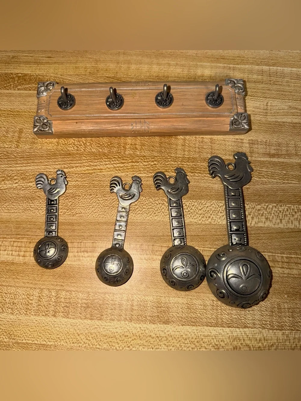 Vintage‎ Ganz Rooster Measuring Spoon Wall Hook Set
